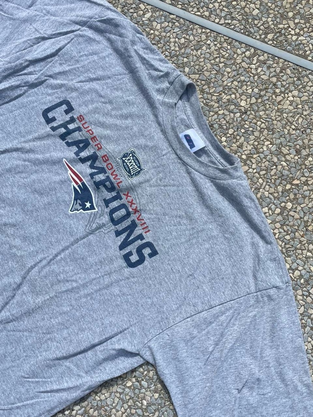 Vintage CSA 2004 New England Patriots Super Bowl Champions Gray Tee